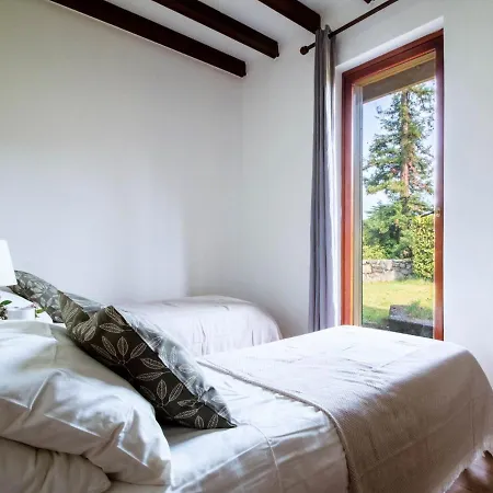 Camelia By Interhome Feriehus Porto Valtravaglia